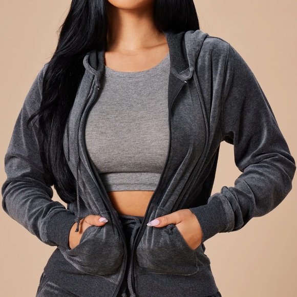 Grey Tracksuit - Picture 9 of 9